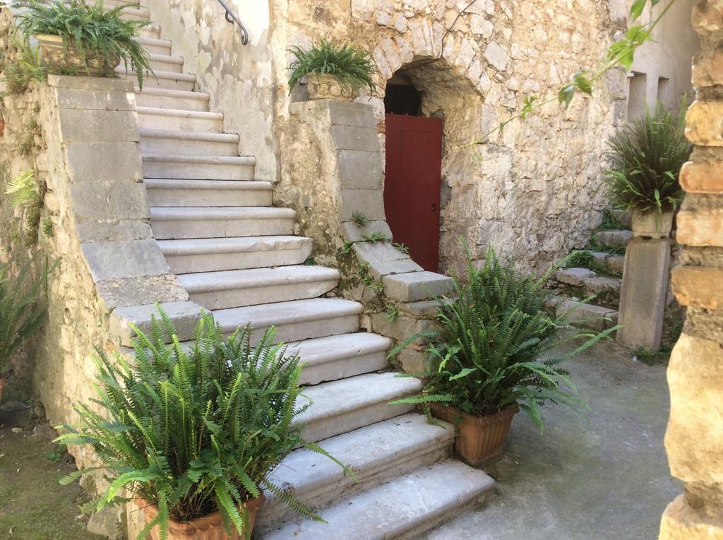 B&B La Corte Фонди Экстерьер фото