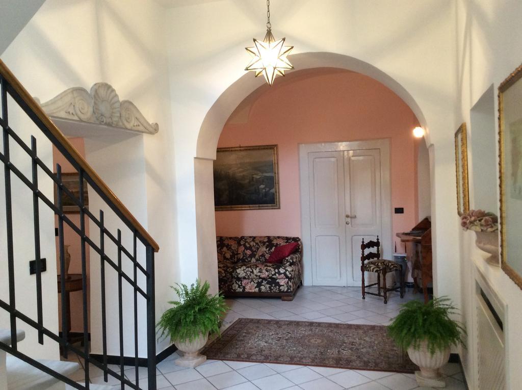 B&B La Corte Фонди Экстерьер фото