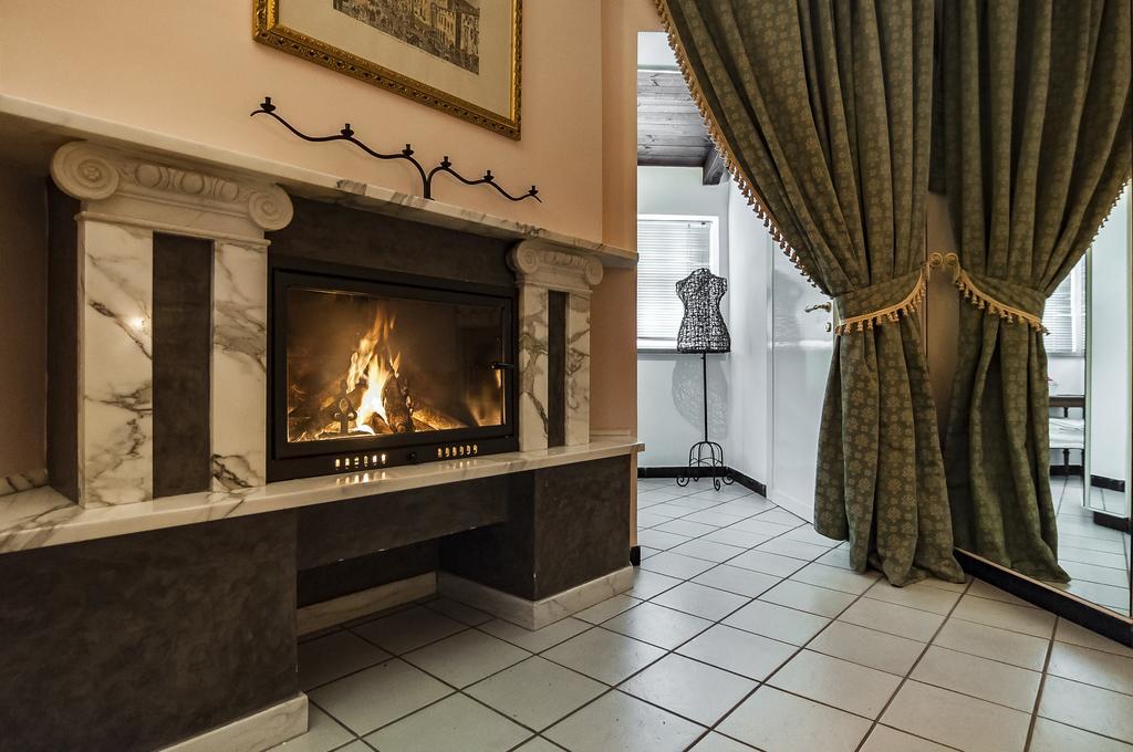 B&B La Corte Фонди Экстерьер фото