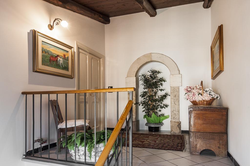 B&B La Corte Фонди Экстерьер фото